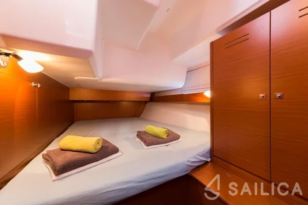 Dufour 460 GL - Yacht Charter Sailica