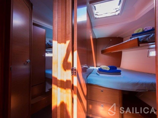 Dufour 460 GL - Yacht Charter Sailica