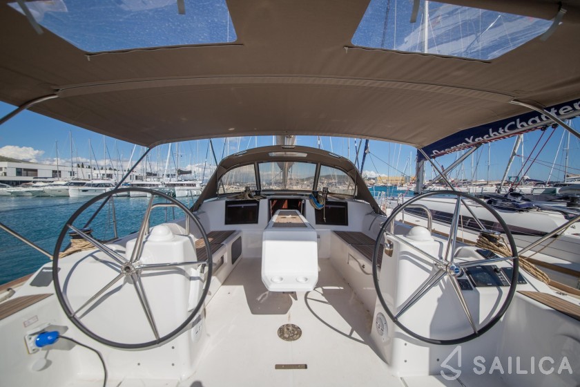 Dufour 460 GL - Yacht Charter Sailica