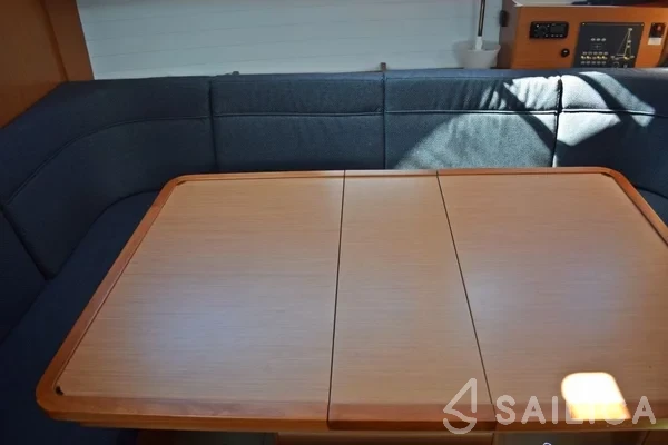 Bavaria 46 Cruiser - Yacht Charter Sailica
