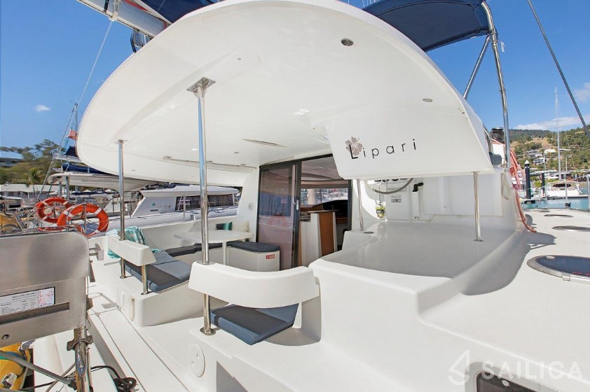 Lipari 41 - Yacht Charter Sailica