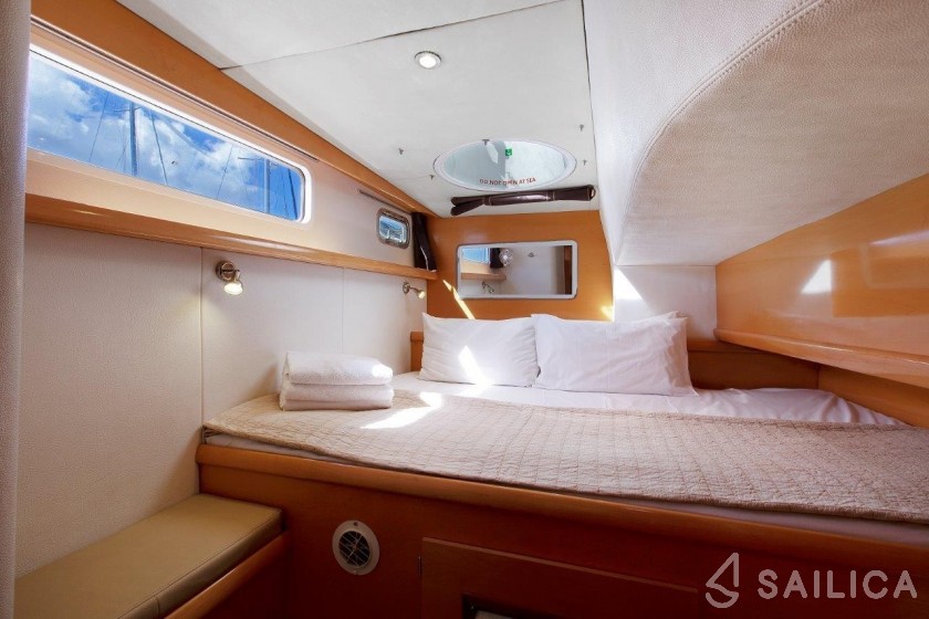 Cumberland 46 - Yacht Charter Sailica