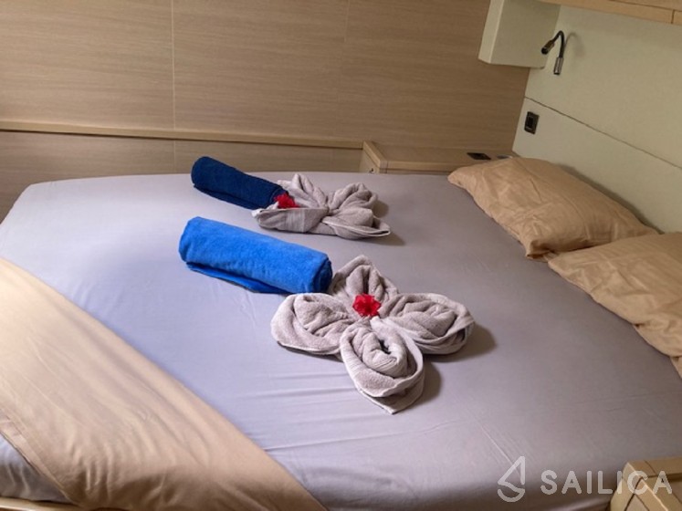 Dream 60 - Yacht Charter Sailica