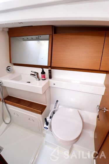 Sun Odyssey 440 - Yacht Charter Sailica