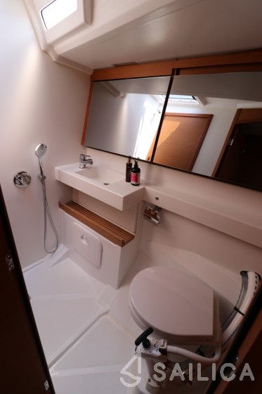 Sun Odyssey 440 - Yacht Charter Sailica
