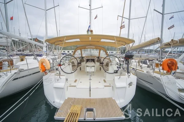Sun Odyssey 519 - Yacht Charter Sailica