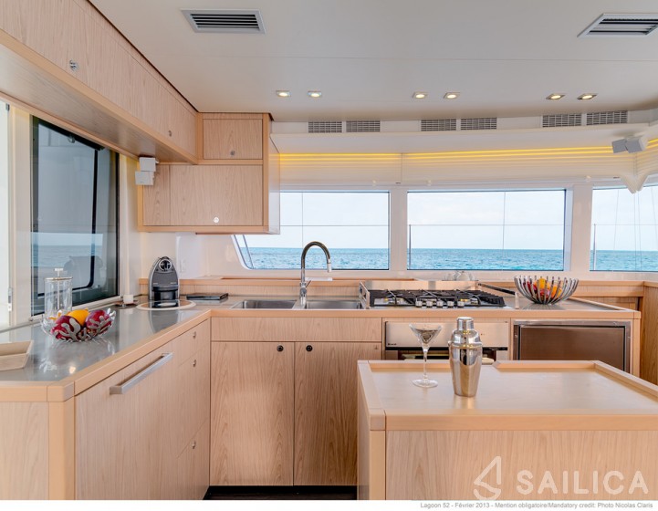 Lagoon 52F - Yacht Charter Sailica