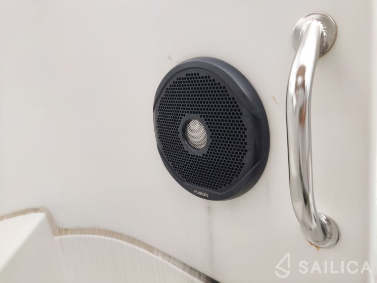 Lagoon 52F - Yacht Charter Sailica
