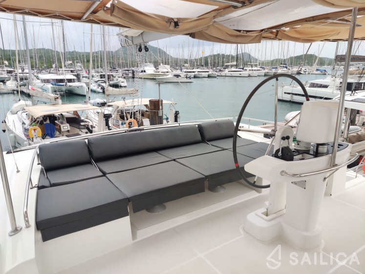 Lagoon 52F - Yacht Charter Sailica