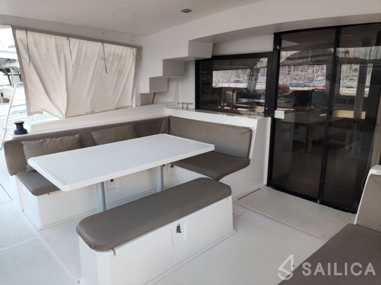 Bali 4.5 - Yacht Charter Sailica
