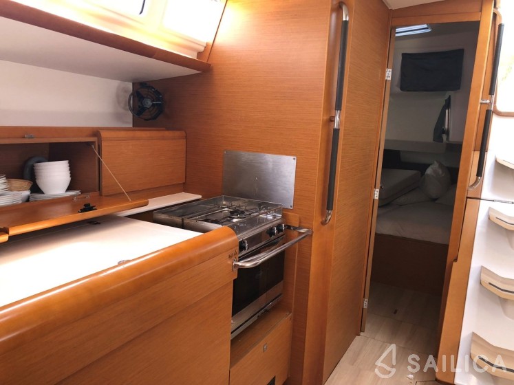 Sun Odyssey 479 - Yacht Charter Sailica