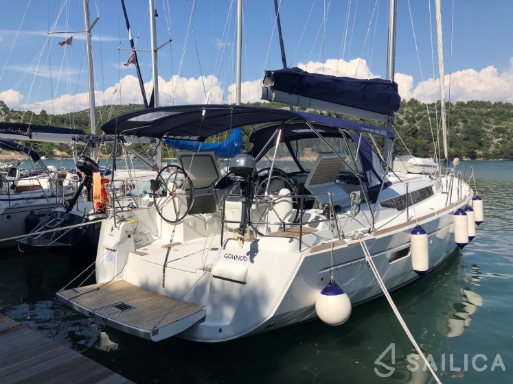 Sun Odyssey 479 - Yacht Charter Sailica