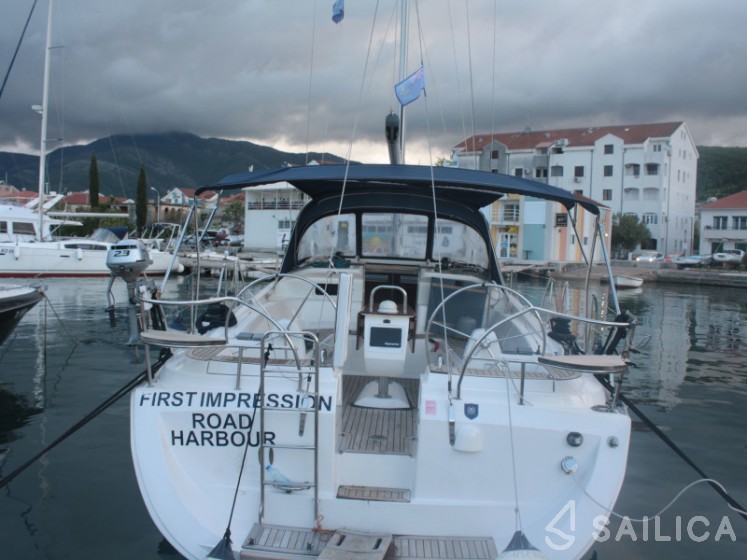 Elan 434 Impression - Yacht Charter Sailica