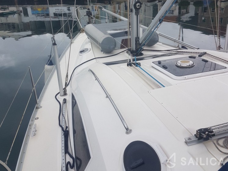 Elan 434 Impression - Yacht Charter Sailica