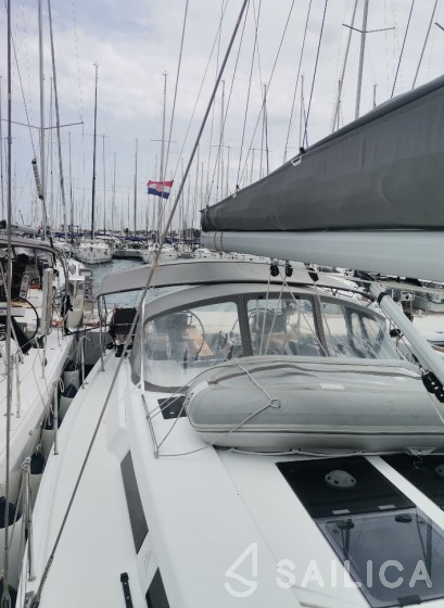 Hanse 455 - Yacht Charter Sailica