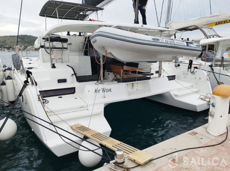 Lagoon 42 - Yacht Charter Sailica