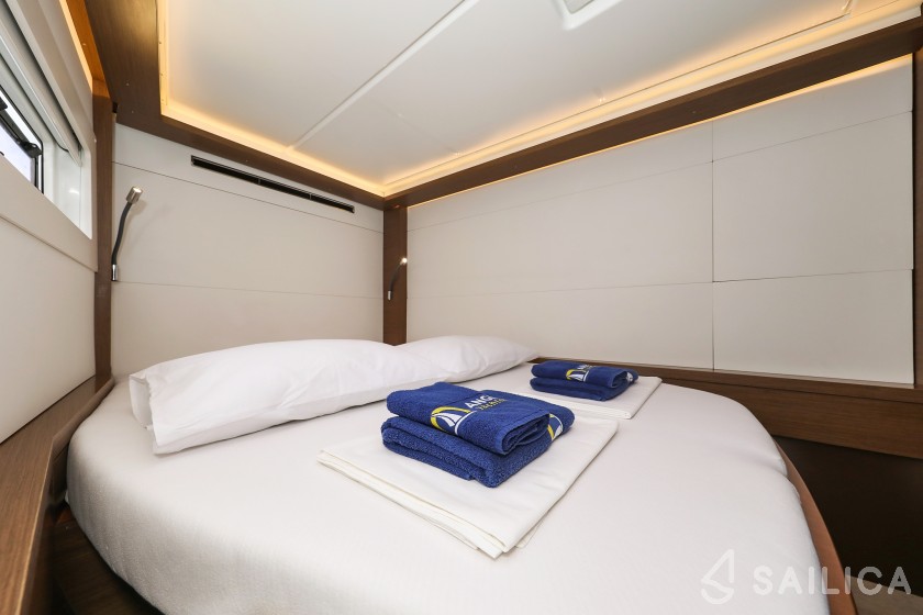 Lagoon 46  - Yacht Charter Sailica