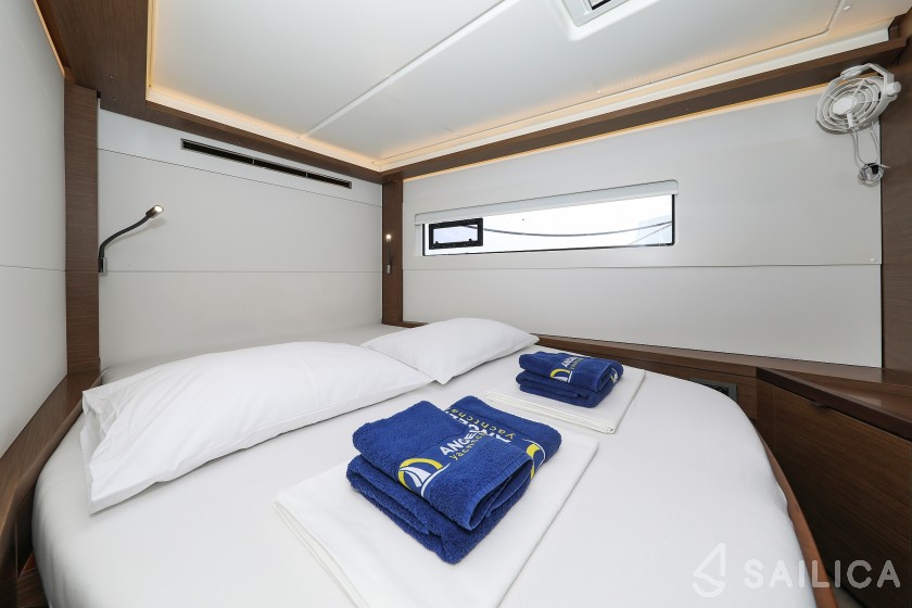 Lagoon 46  - Yacht Charter Sailica