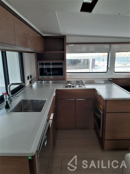 Lagoon 46  - Yacht Charter Sailica