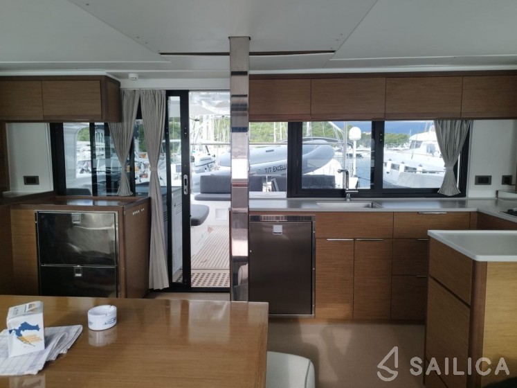 Lagoon 46  - Yacht Charter Sailica