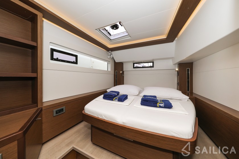 Lagoon 46  - Yacht Charter Sailica