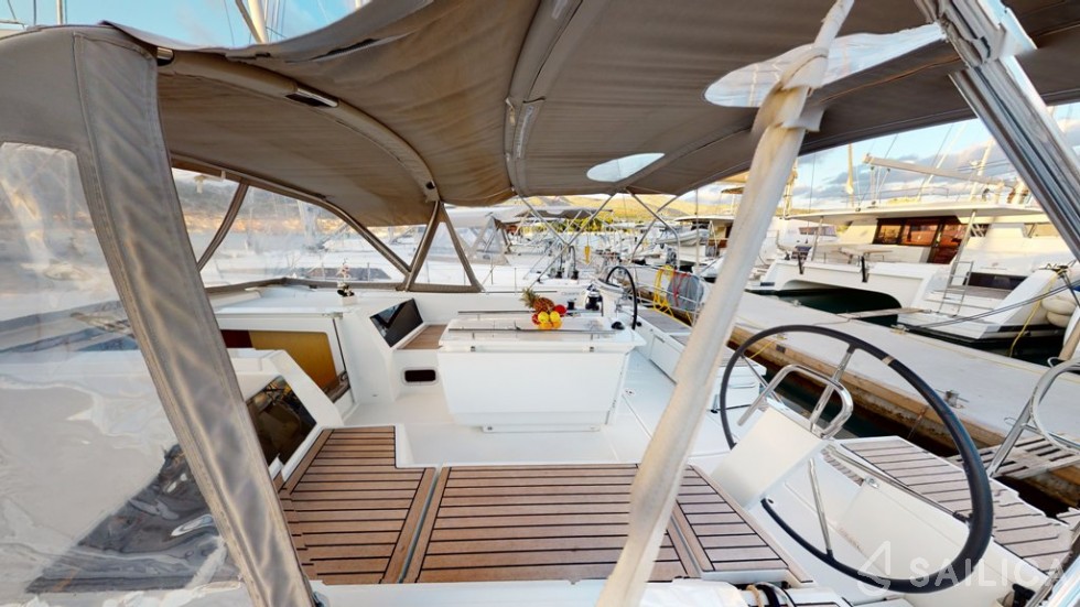 Oceanis 46.1 - Yacht Charter Sailica