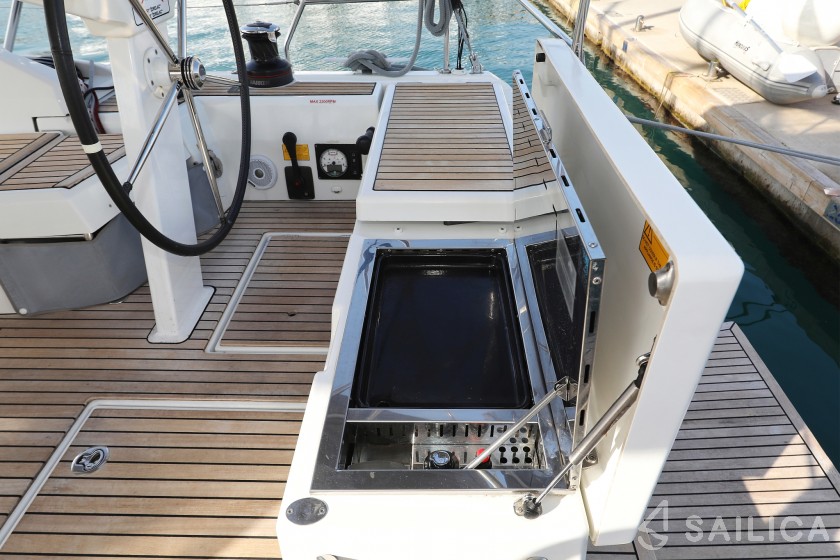 Oceanis 46.1 - Yacht Charter Sailica