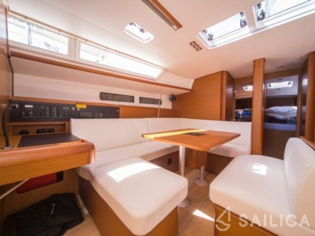 Sun Odyssey 479 - Yacht Charter Sailica