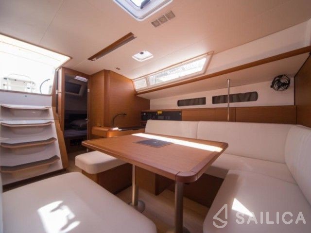 Sun Odyssey 479 - Yacht Charter Sailica