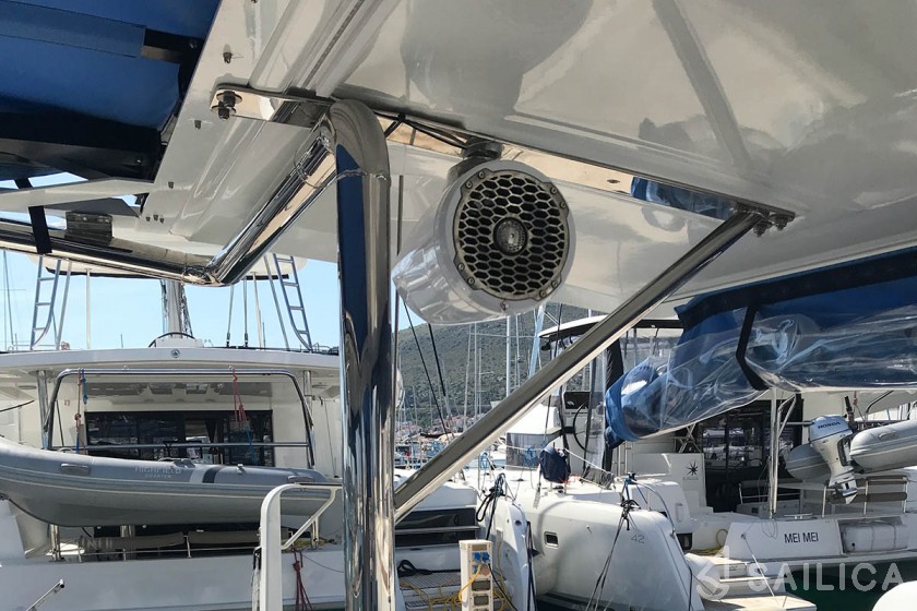 Sun Loft 47 - Yacht Charter Sailica