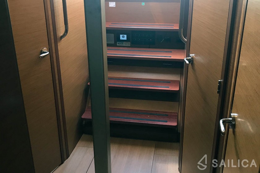 Sun Loft 47 - Yacht Charter Sailica
