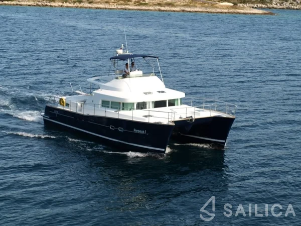 Lagoon Power 43 - Yacht Charter Sailica