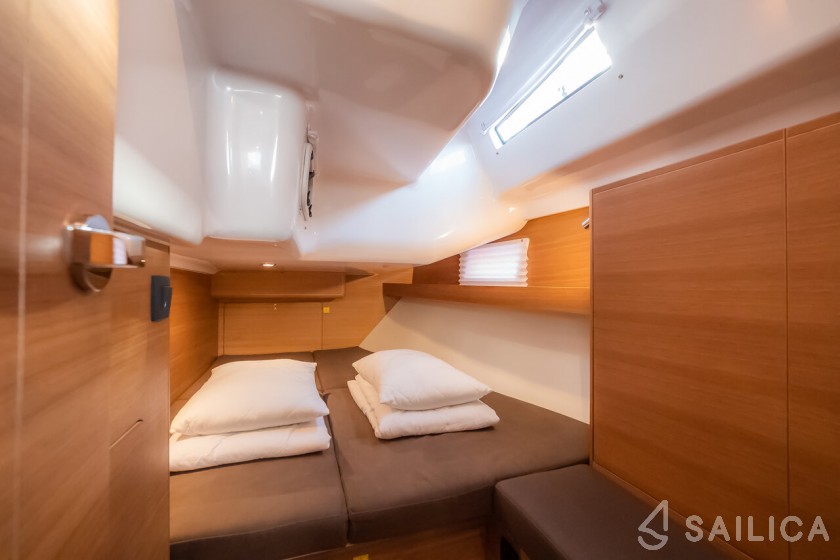 Elan Impression 45.1 - Yacht Charter Sailica