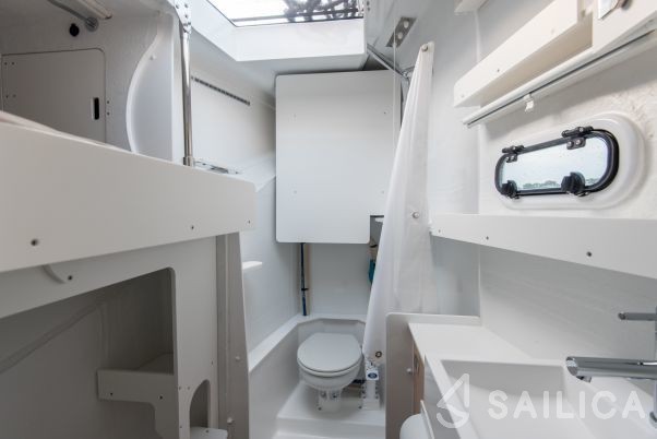 Bali 5.4. - Yacht Charter Sailica