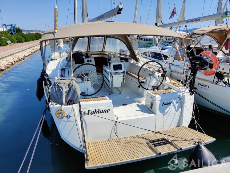 Sun Odyssey 449 - Yacht Charter Sailica