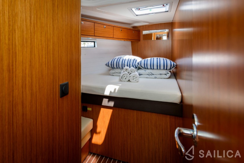 Bavaria 51 Cruiser - Yacht Charter Sailica