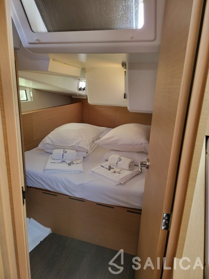 Sun Odyssey 490 - Yacht Charter Sailica