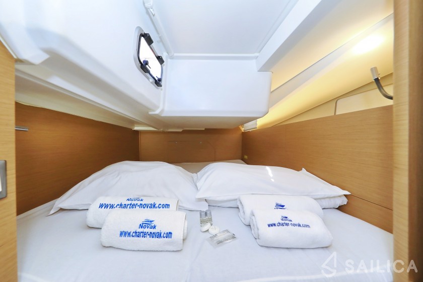 Sun Odyssey 440 - Yacht Charter Sailica
