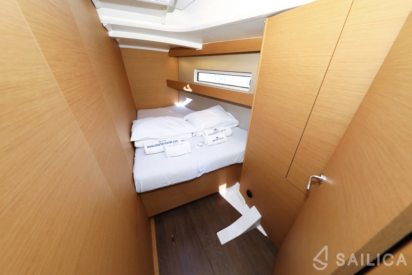 Sun Odyssey 440 - Yacht Charter Sailica