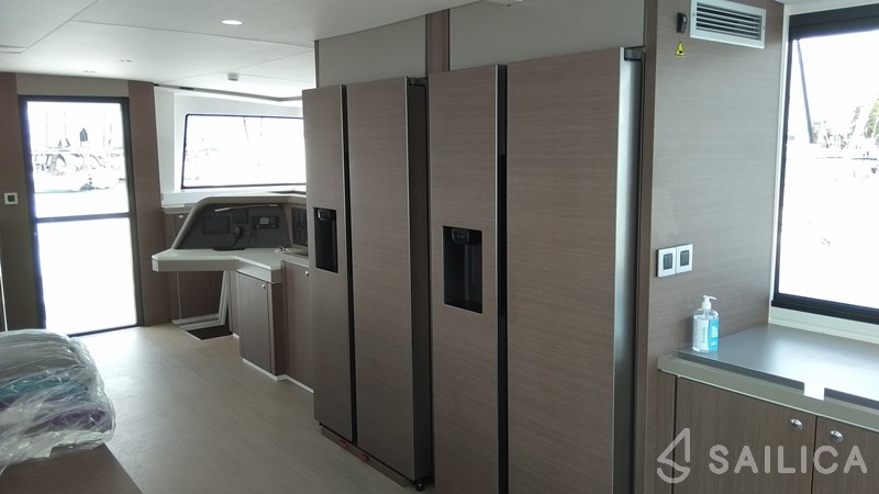 Bali 5.4. - Yacht Charter Sailica