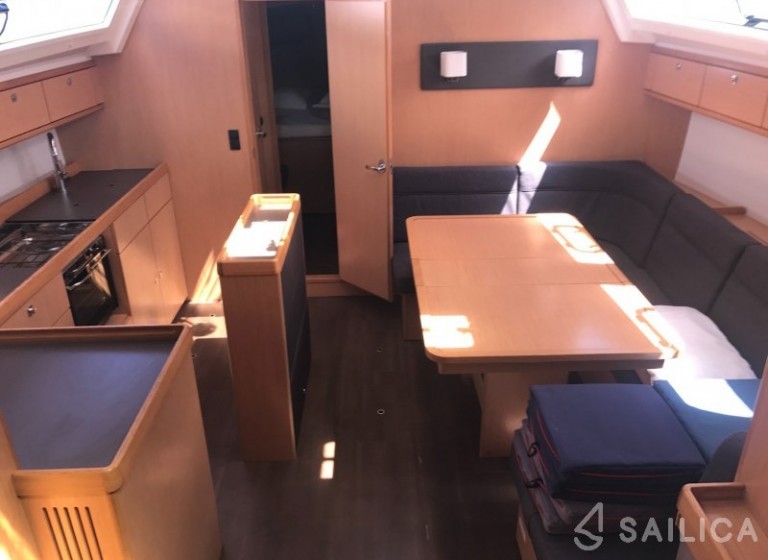 Bavaria 46 Cruiser - Yacht Charter Sailica