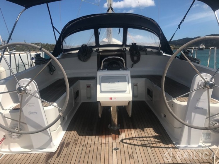 Bavaria 46 Cruiser - Yacht Charter Sailica