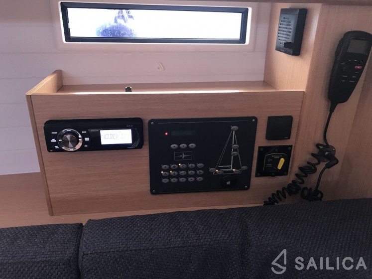 Bavaria 46 Cruiser - Yacht Charter Sailica
