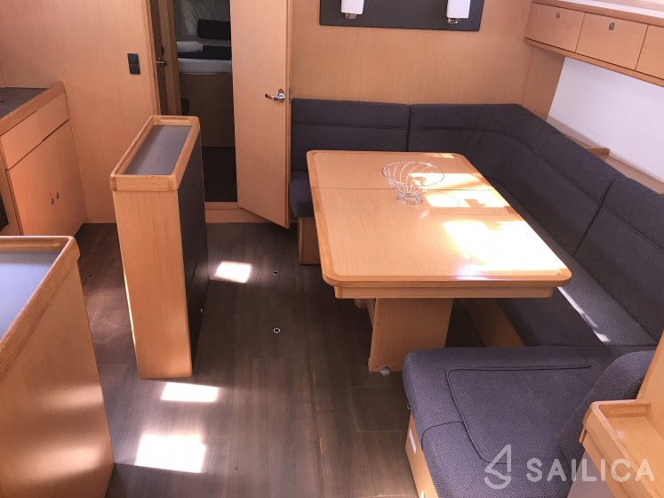 Bavaria 46 Cruiser - Yacht Charter Sailica