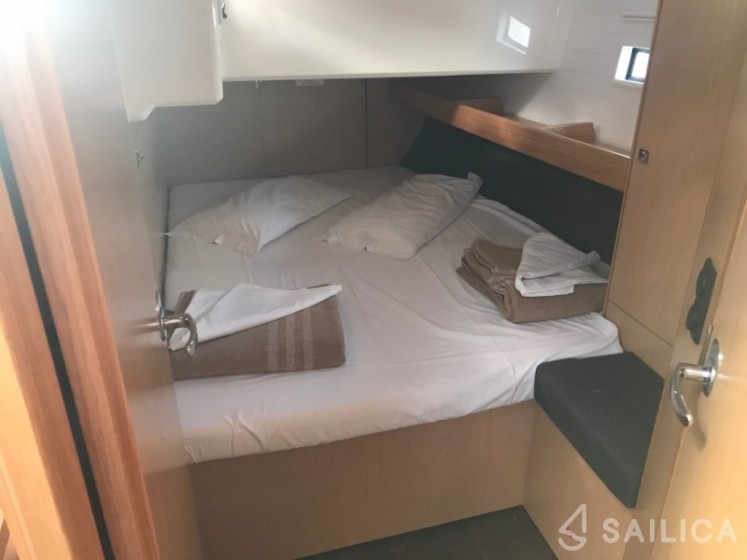 Bavaria 46 Cruiser - Yacht Charter Sailica