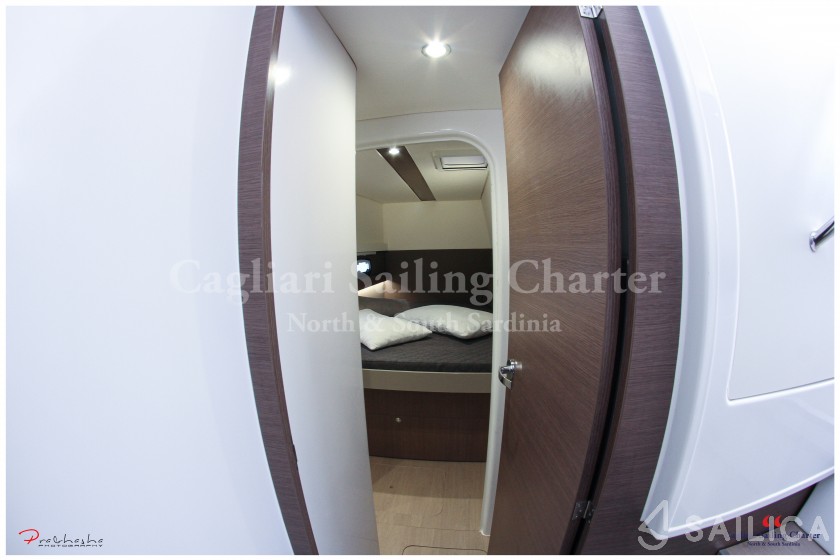 Bali 4.1 - Yacht Charter Sailica