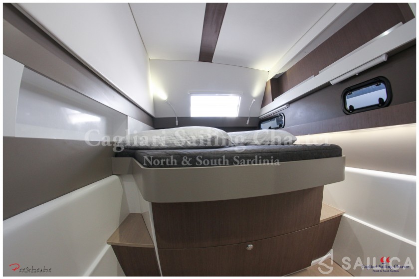 Bali 4.1 - Yacht Charter Sailica