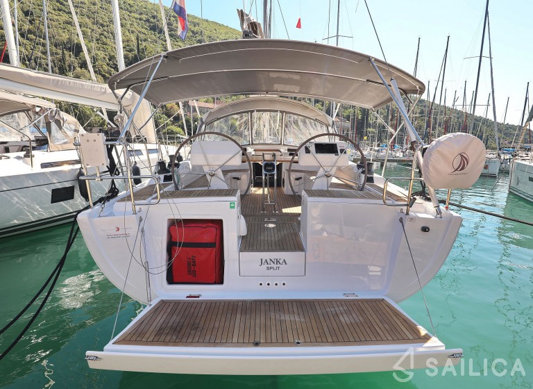 Hanse 458 - Yacht Charter Sailica