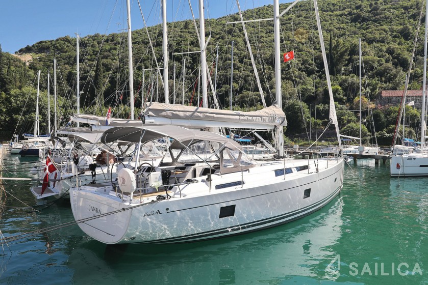 Hanse 458 - Yacht Charter Sailica