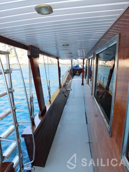 Gulet - Yacht Charter Sailica
